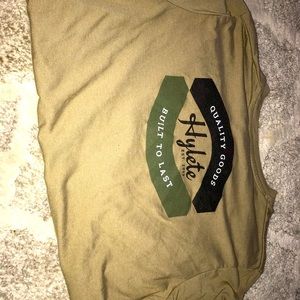 T shirt. Size large.